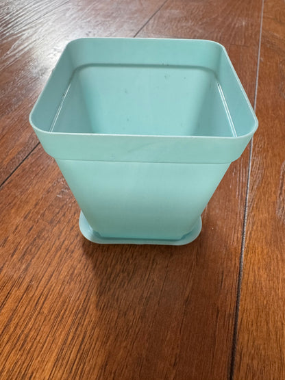 3” Blue Pot With Tray